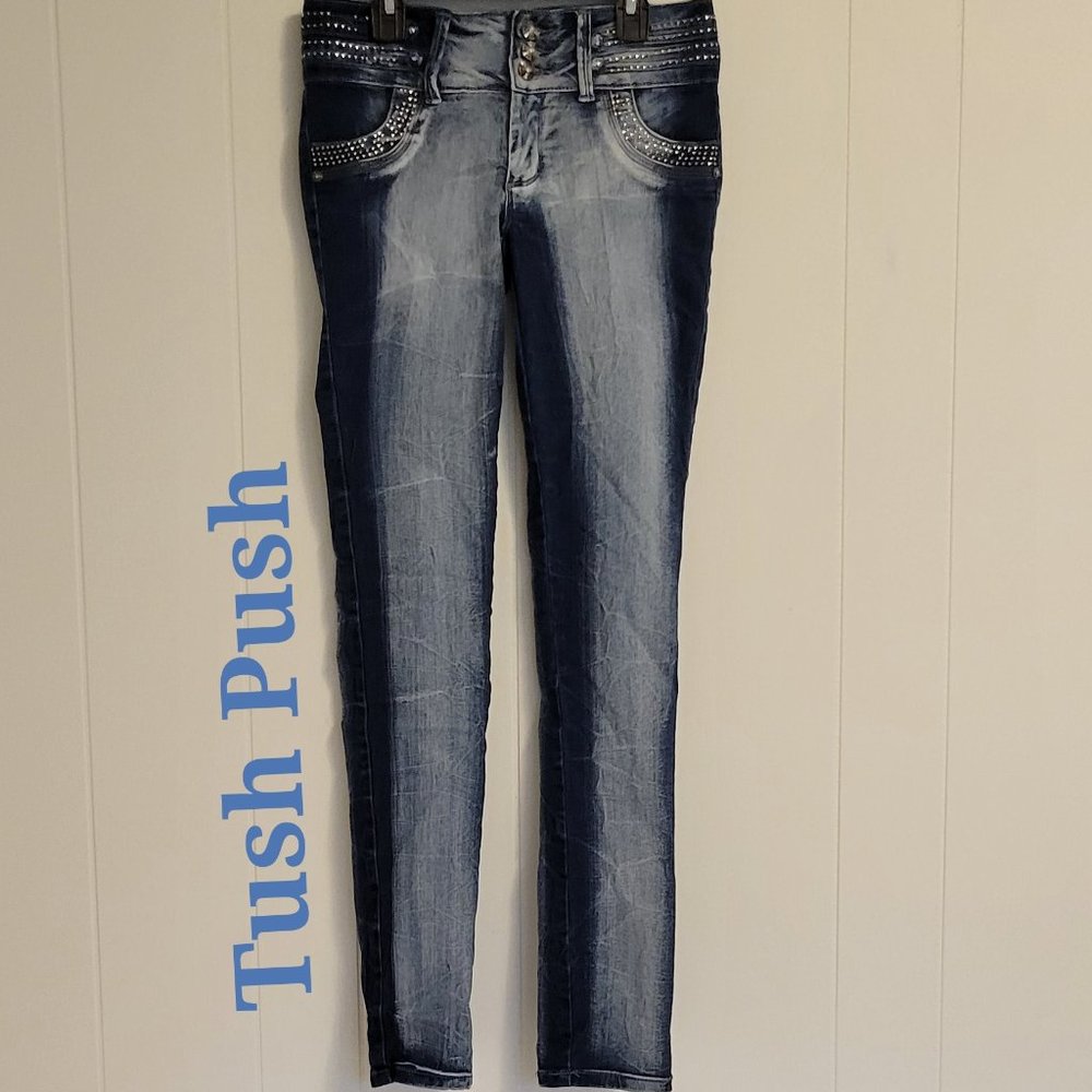❣️HP❣️Tush Push blingy straight leg stretch blue jeans size: 7 Jr. Like New!